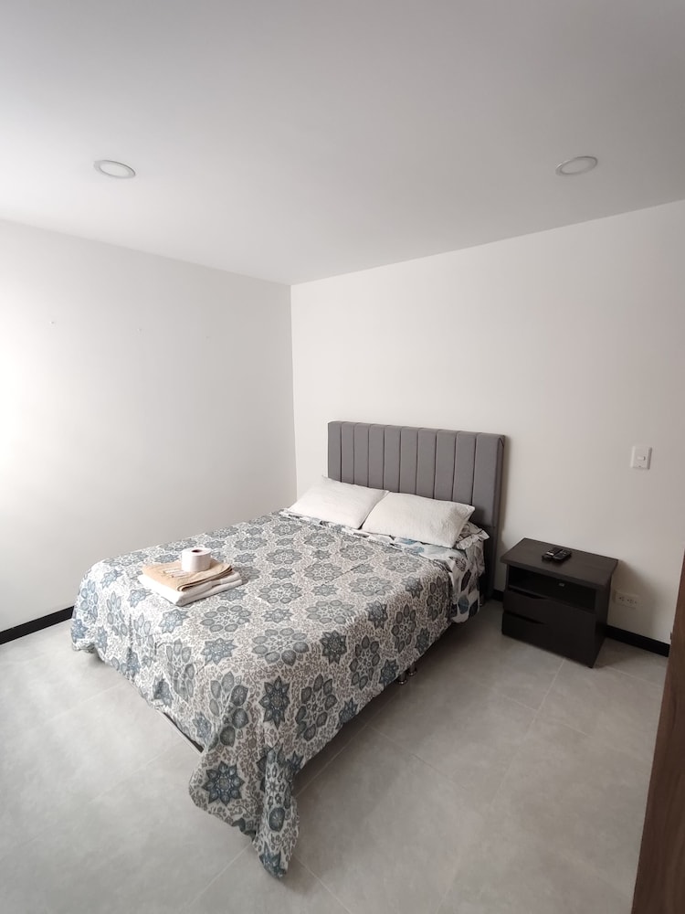 rolos apartamentos amoblados