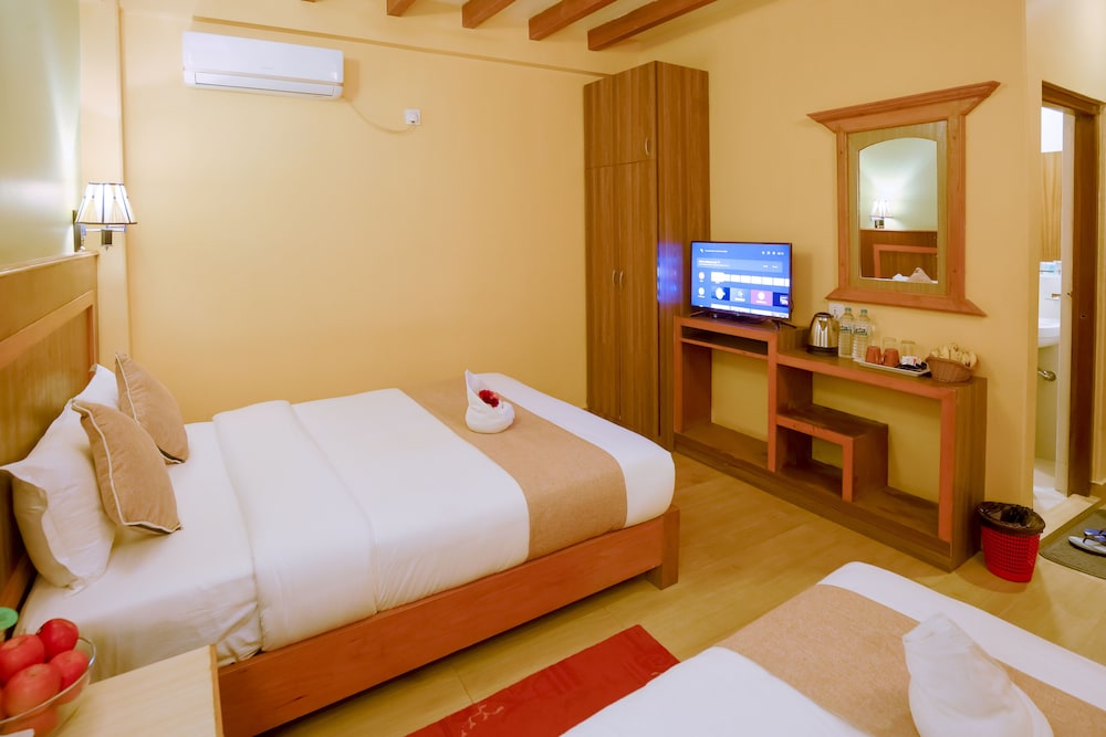 paradise boutique hotel