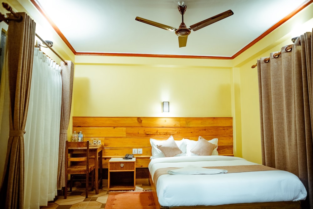 paradise boutique hotel