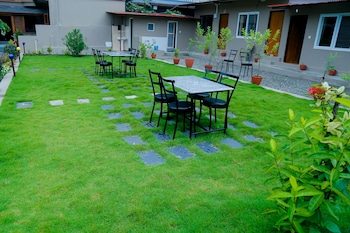 paradise boutique hotel