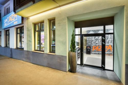 somerset schoenbrunn vienna