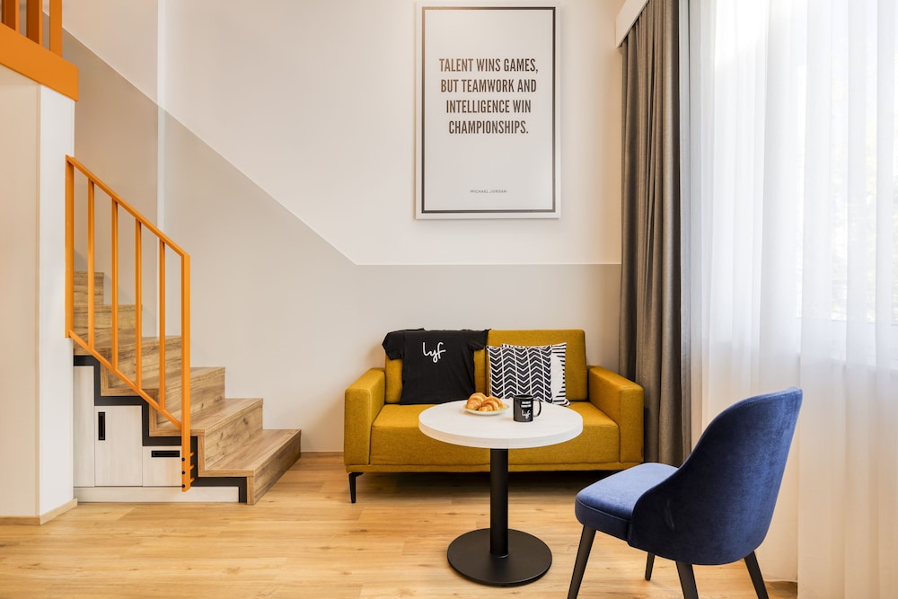 lyf schoenbrunn vienna