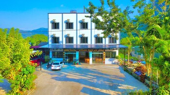 an thao ba be hotel