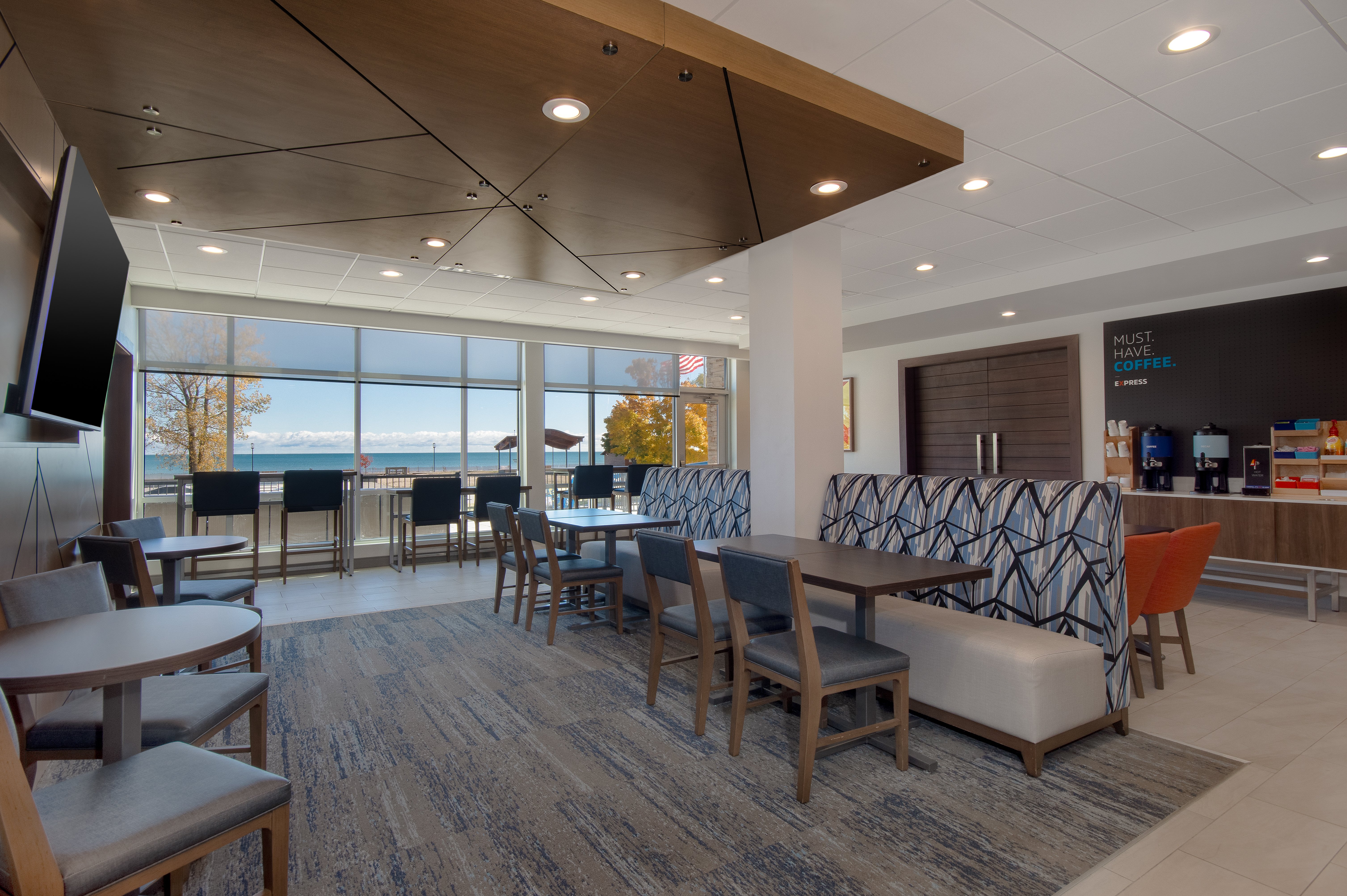 holiday inn express and suites oscoda an ihg hotel