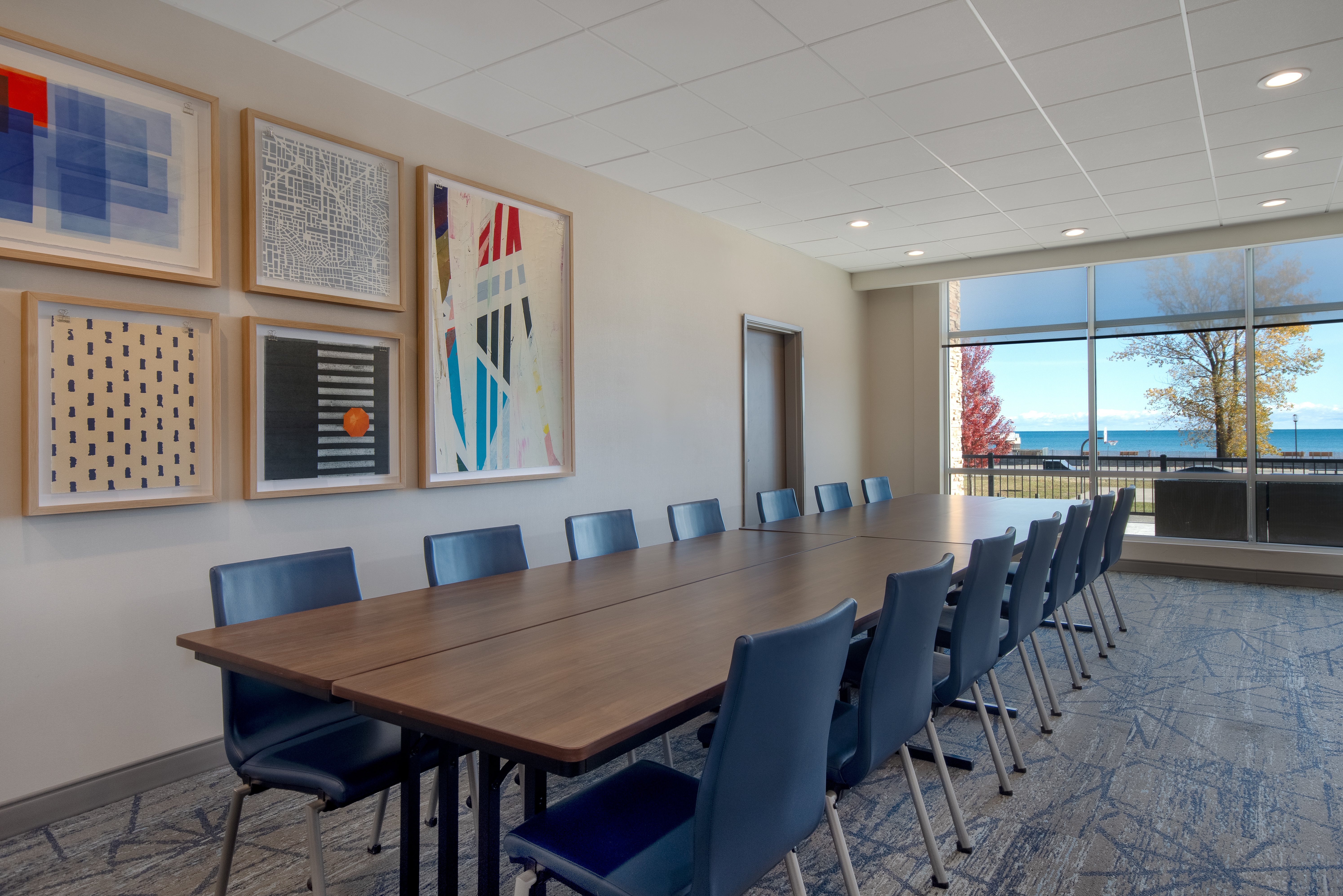 holiday inn express and suites oscoda an ihg hotel