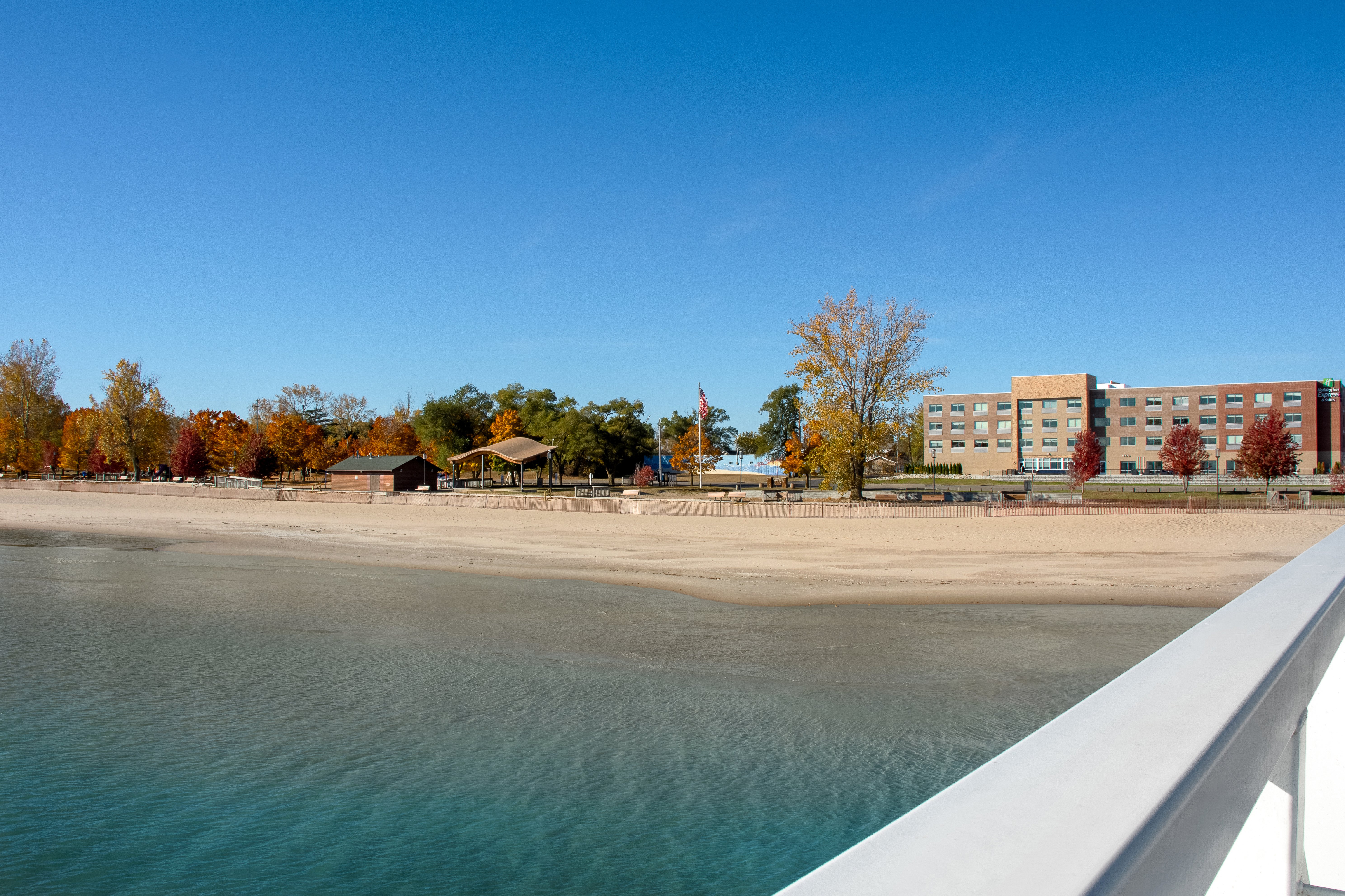 holiday inn express and suites oscoda an ihg hotel