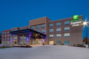 Holiday Inn Express And Suites Oscoda, An Ihg Hotel,United States Of America>>Oscoda,2.5 star