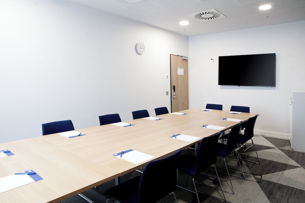 holiday inn express bochum an ihg hotel