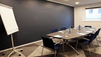 holiday inn express bochum an ihg hotel