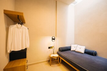 mirthea suites