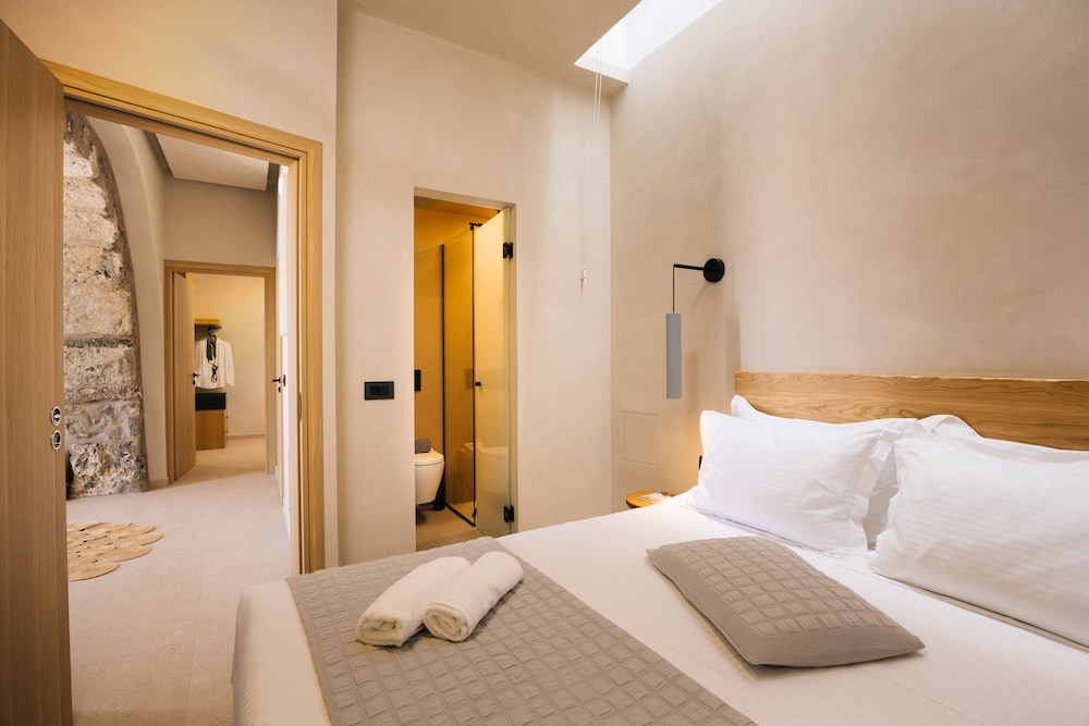 mirthea suites