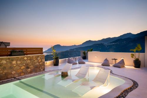 mirthea suites
