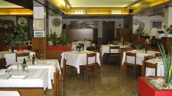 hotel corone