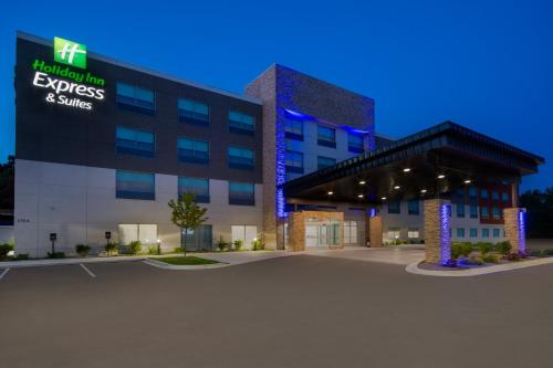 holiday inn express and suites muskegon grand haven