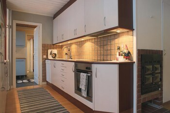 aurora cabin