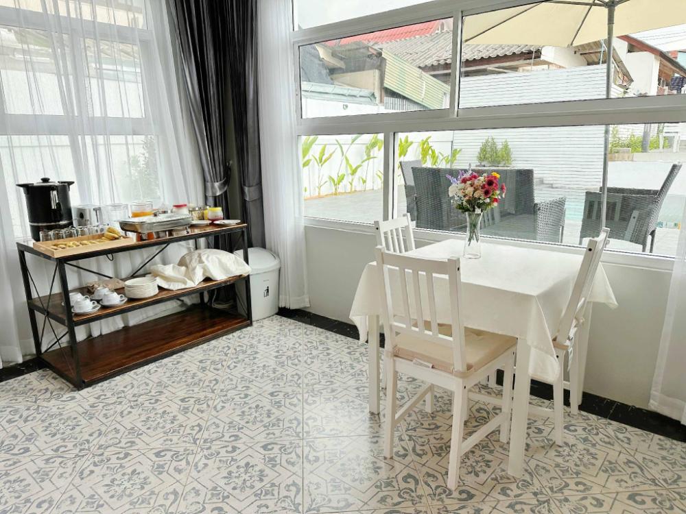 the white house rachamankha