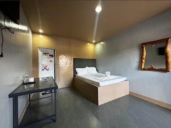 agathas hotel powered by cocotel