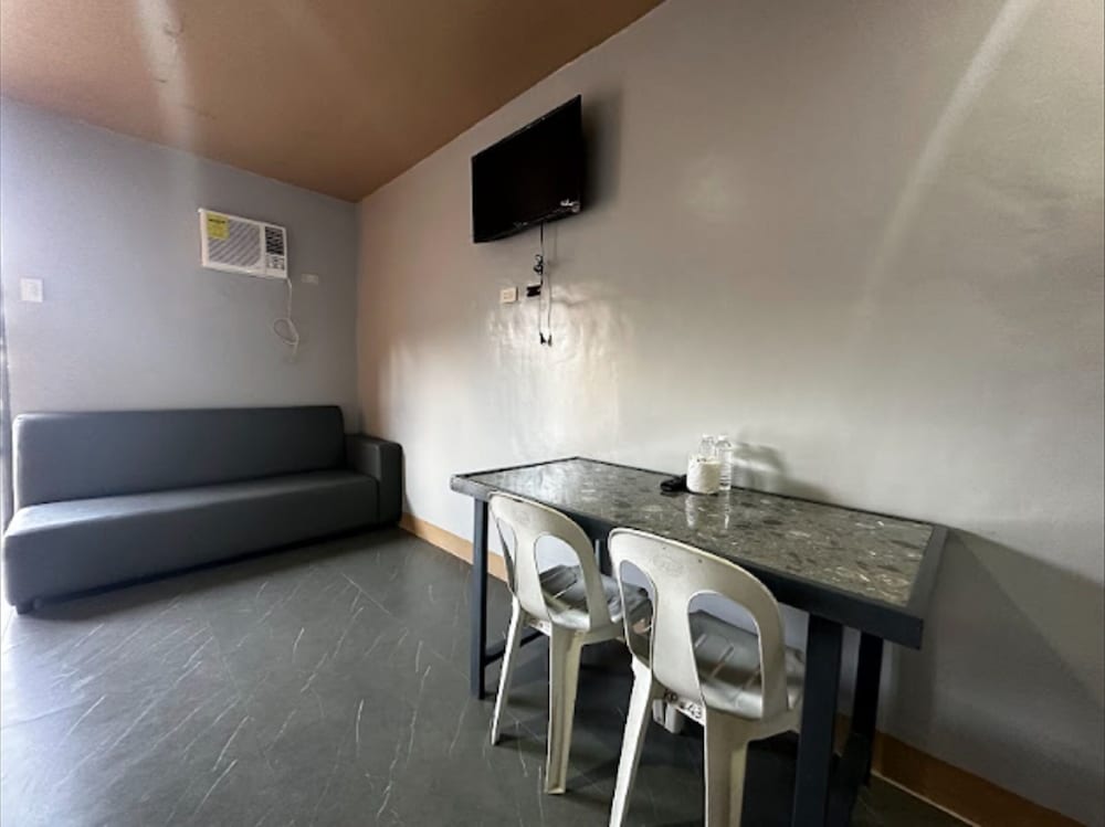 agathas hotel powered by cocotel