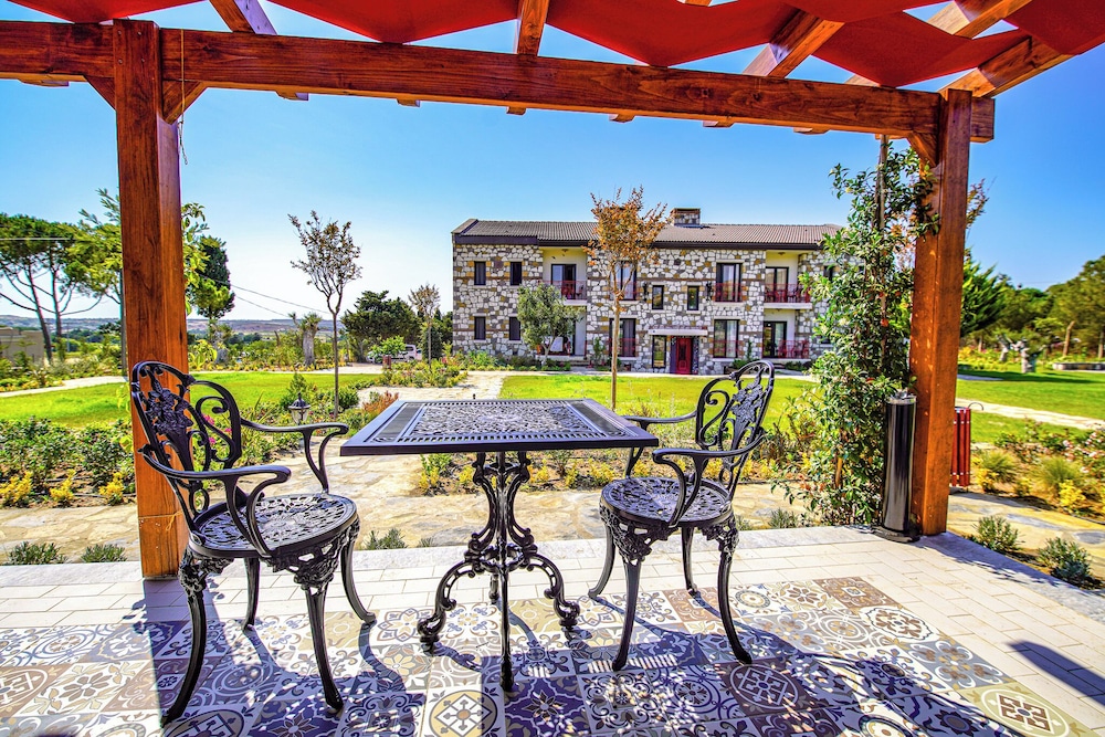 linasya otel