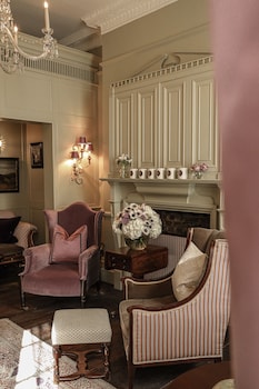 henrys townhouse