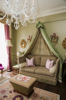henrys townhouse