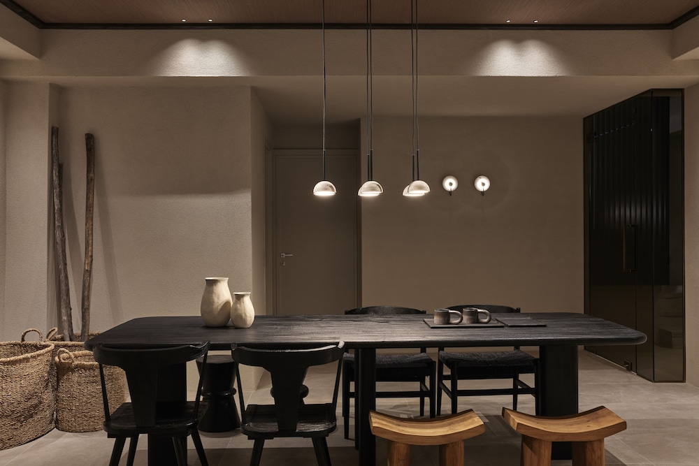alaso design suites adults only