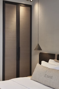 alaso design suites adults only