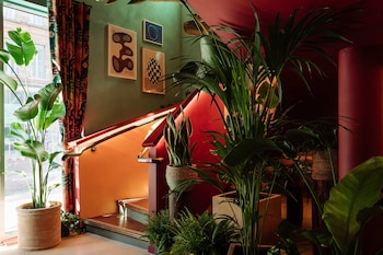 room2 belfast hometel