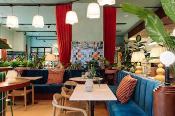 room2 belfast hometel