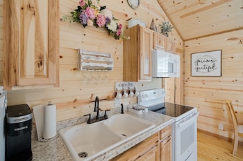 fancy cabin right on main st
