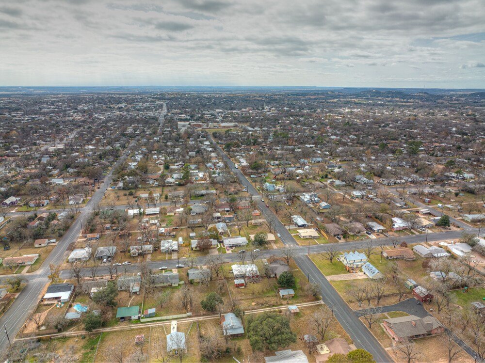 luxury mid century charmer near historic main st