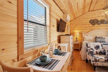 stunning cabin right on main st