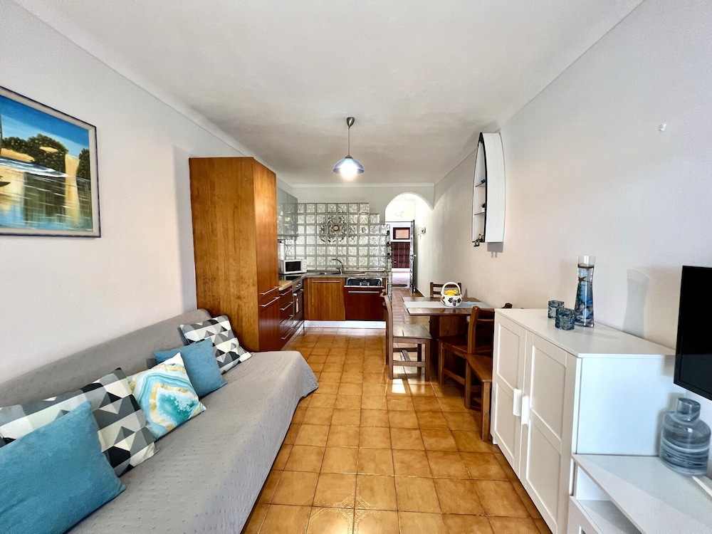 albufeira cosy by homing