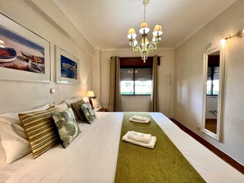 albufeira cosy by homing