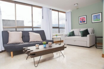 apartamentos alcazar oviedo byhousy host