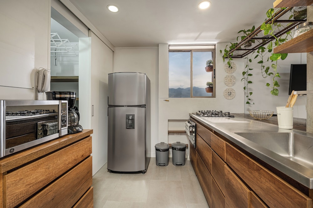 apartamentos alcazar oviedo byhousy host