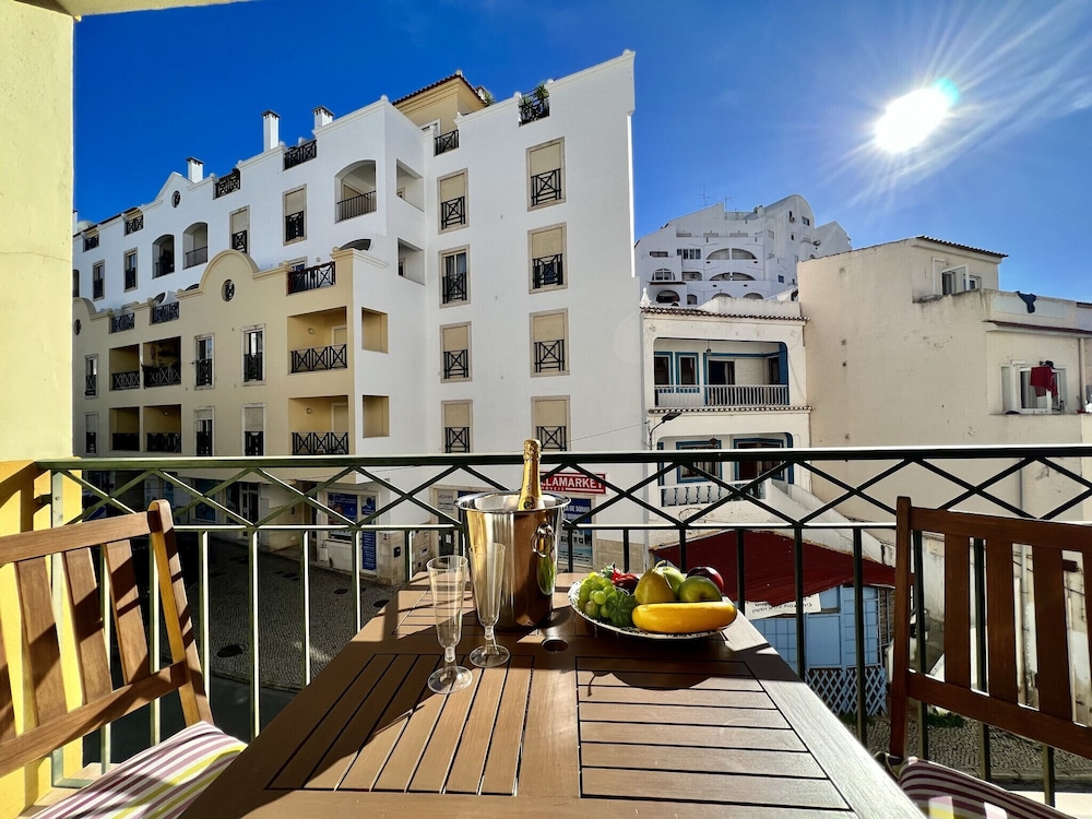 albufeira brightness by homing