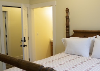 iron horse inn bed and breakfast