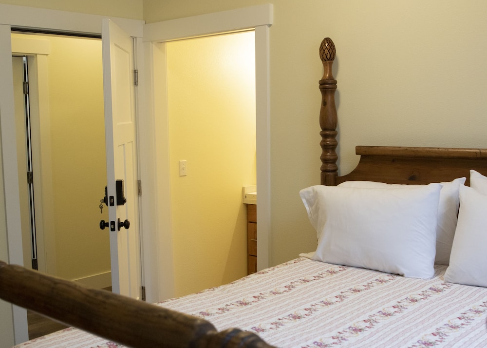 iron horse inn bed and breakfast