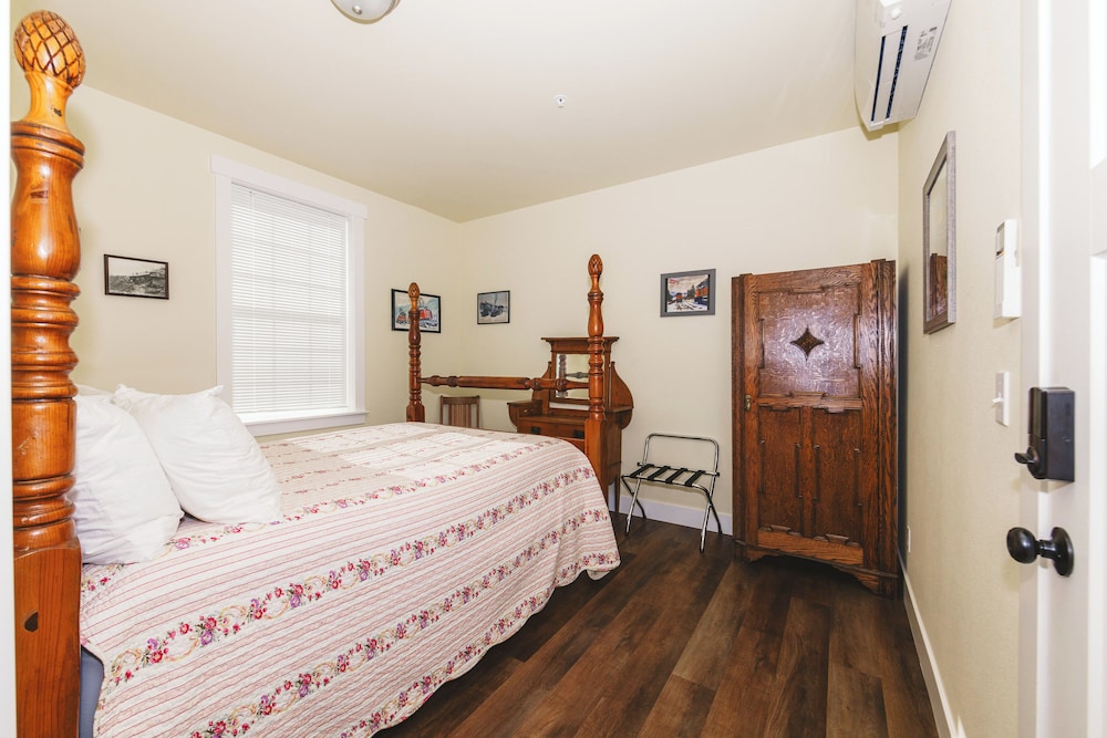 iron horse inn bed and breakfast