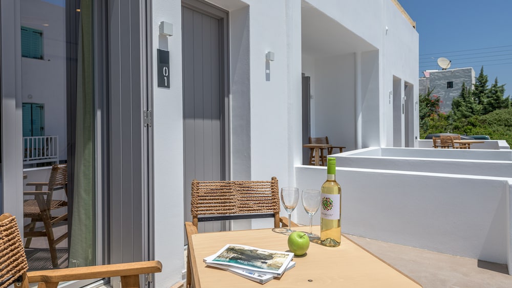 nove milos luxury by estia