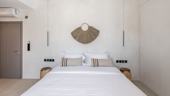 nove milos luxury by estia