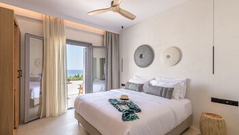 nove milos luxury by estia