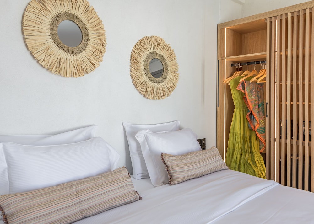 nove milos luxury by estia