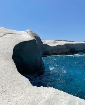 milos