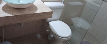 casa praia dos anjos aluguel economico