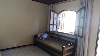 casa praia dos anjos aluguel economico