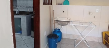 casa praia dos anjos aluguel economico