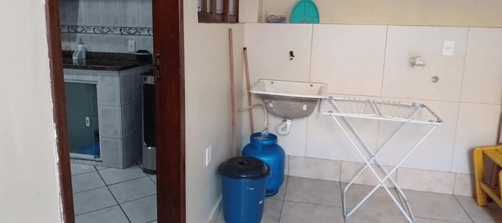 casa praia dos anjos aluguel economico