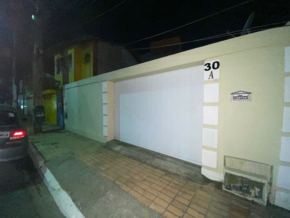 casa praia dos anjos aluguel economico